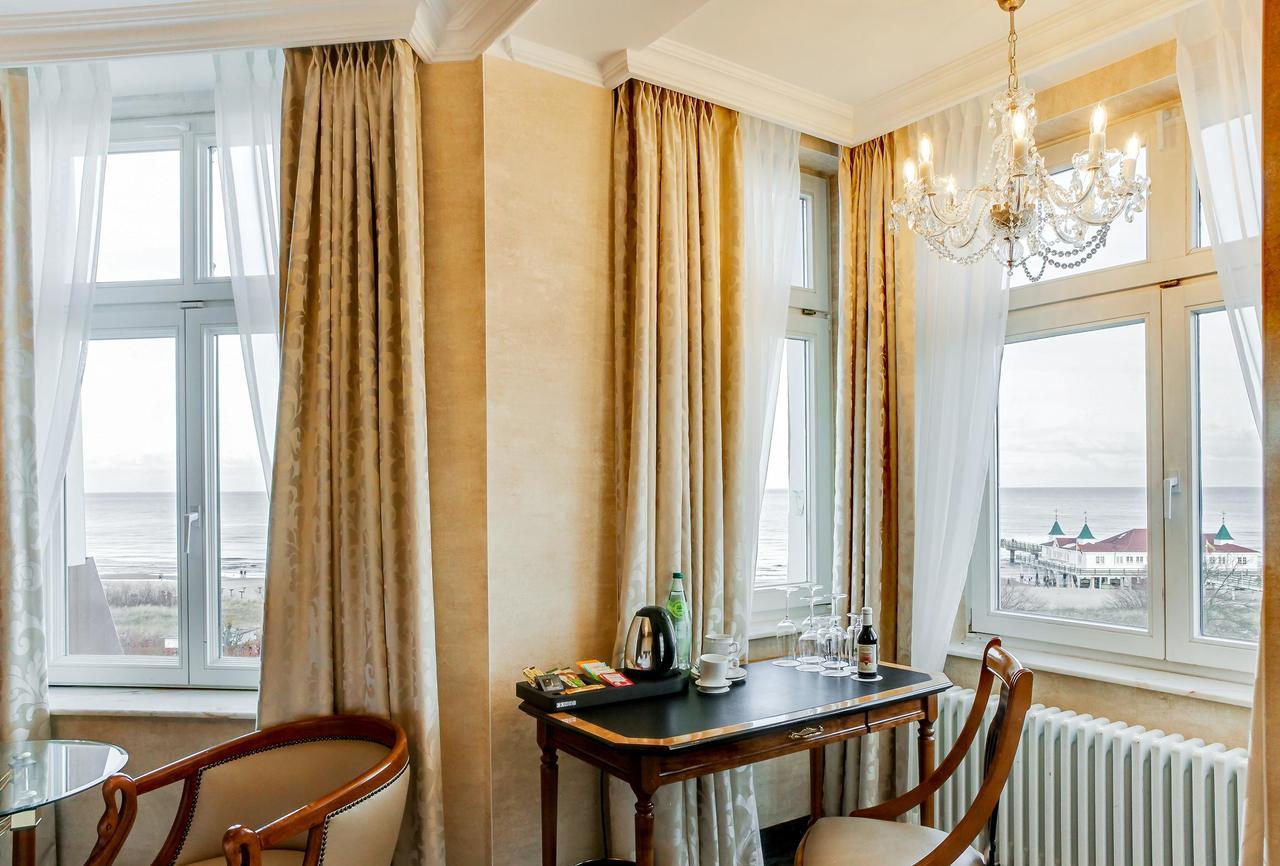 Seetelhotel Ahlbecker Hof Heringsdorf  Exterior photo Curtains